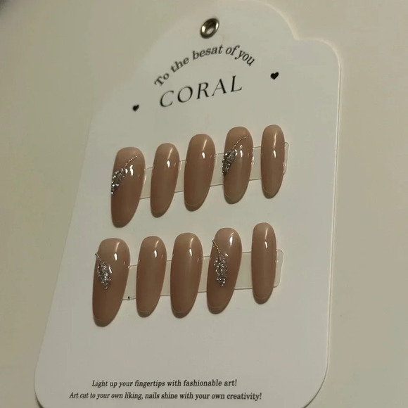 Free gift with purchase—10pcs Detachable Handmade Press-on Nails (S) - Picture 3 of 5